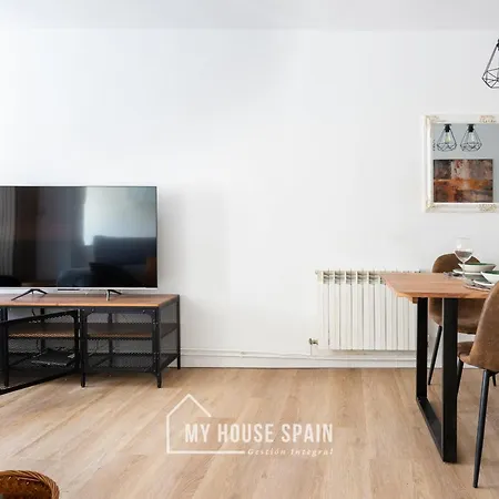 Myhousespain - Acogedor Piso Nuevo En خيخون